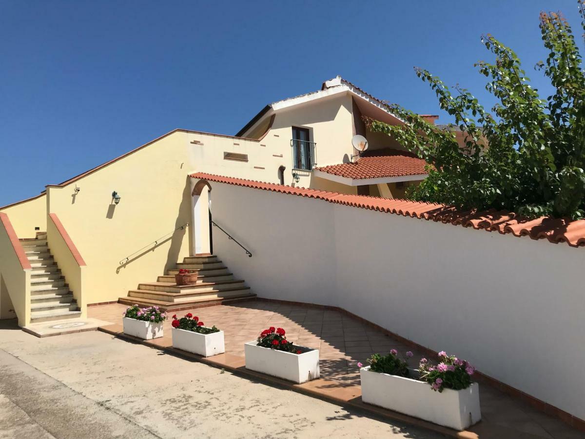 Villa Nuragica Sardegna Bacu Abis Exterior photo